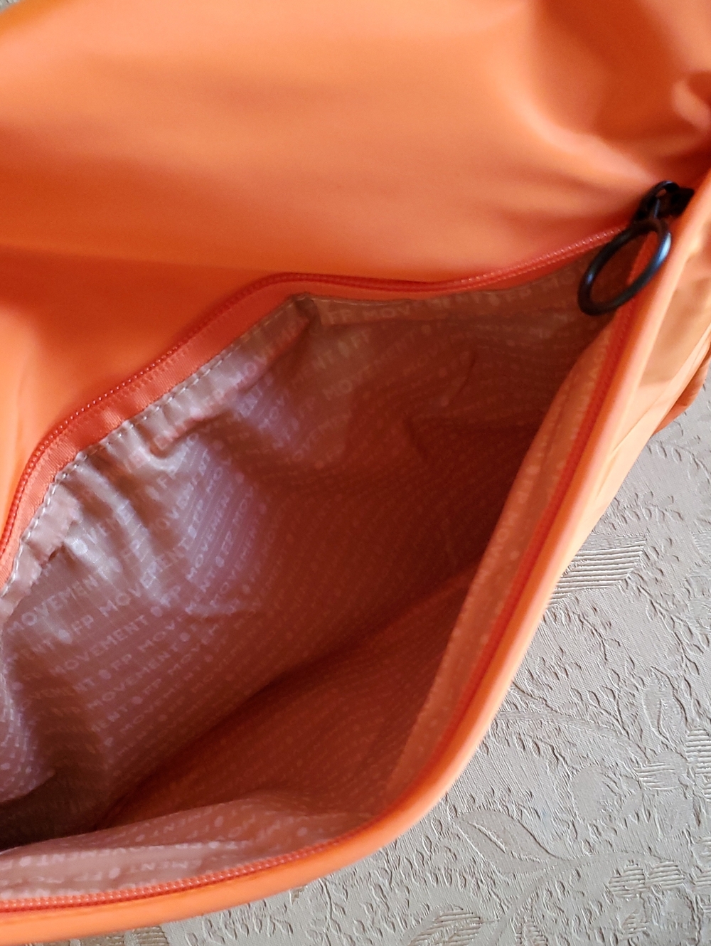 FP Movement In Motion Messenger Bag/Orange - Picture 9 of 15